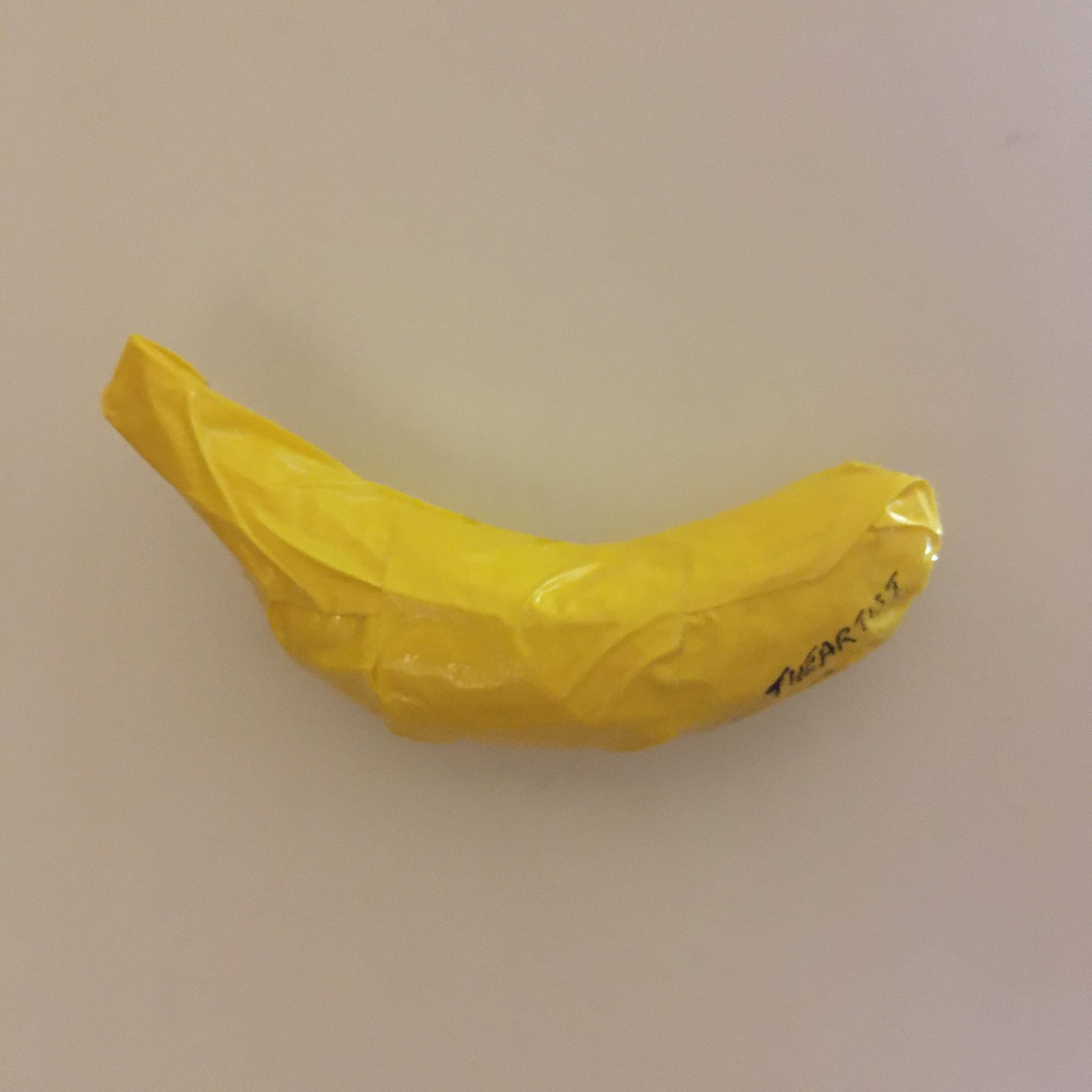 Duct tape banana Theo Heartist